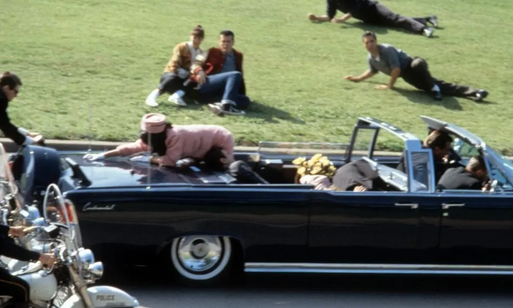 ‘We Can’t Redact’ – 80,000 Pages of JFK Assassination Documents to Drop Tuesday Afternoon, Says Trump thumbnail